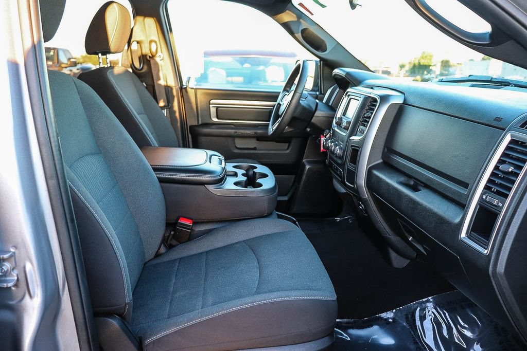 Used 2024 RAM 1500 Warlock AWD/4WD image 19
