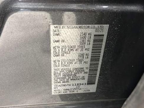 Used 2025 Nissan Murano SV AWD/4WD image 24