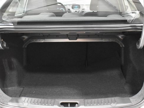 Used 2014 Ford Fiesta SE image 23