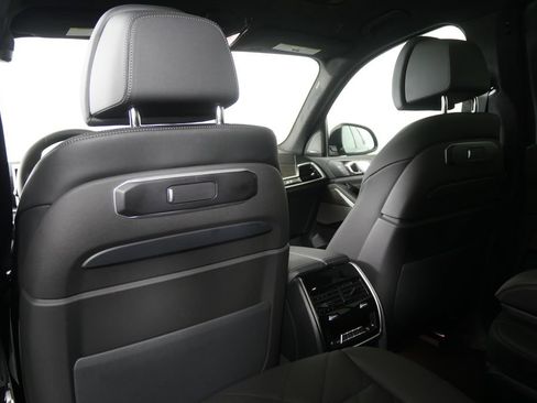 New 2027 BMW X7 xDrive40i w/ M Sport Package AWD/4WD image 17