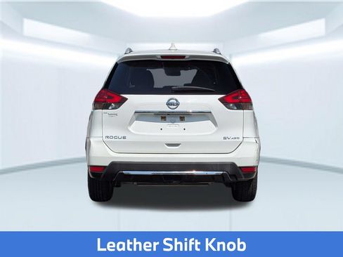 Used 2017 Nissan Rogue SV AWD/4WD image 6