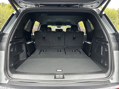 New 2026 GMC Acadia Elevation image 40