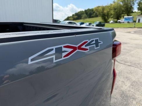 Used 2024 Chevrolet Silverado 1500 LT AWD/4WD image 15