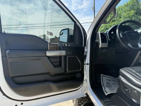 Used 2019 Ford F150 Lariat AWD/4WD image 23
