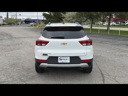 Certified 2025 Chevrolet TrailBlazer LT FWD image 35