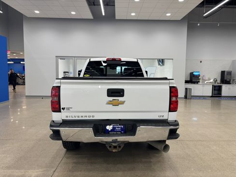 Used 2017 Chevrolet Silverado 3500 LTZ w/ Duramax Plus Package image 7