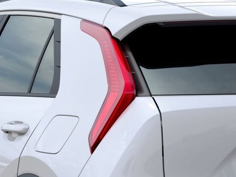 New 2026 Kia Niro LX FWD image 11