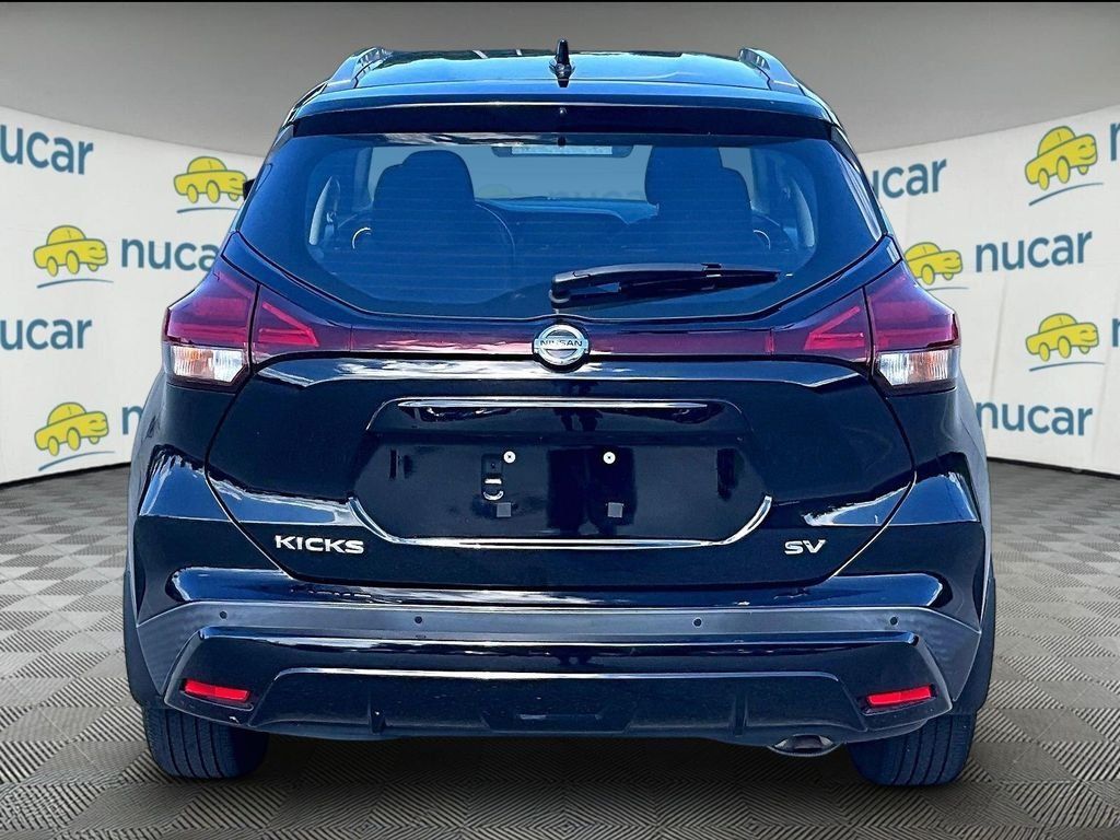 Used 2021 Nissan Kicks SV FWD image 5