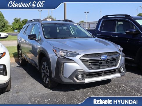 Used 2023 Subaru Outback Limited w/ Popular Package #2 AWD/4WD image 2