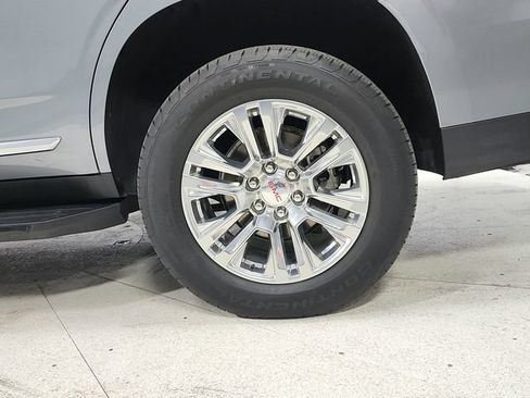Used 2025 GMC Yukon Denali RWD image 50