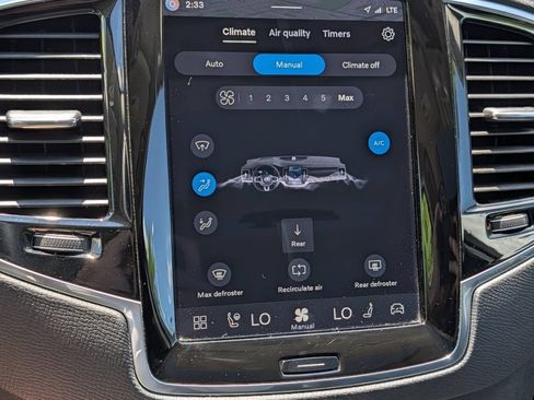Used 2023 Volvo XC90 B6 Plus AWD/4WD image 42