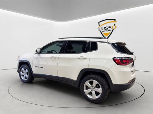 Used 2019 Jeep Compass Latitude image 3