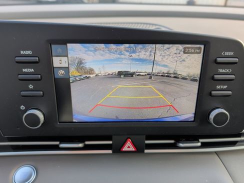 Certified 2025 Hyundai Elantra Blue image 19