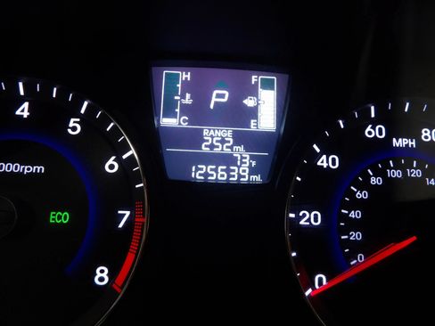 Used 2015 Hyundai Accent GS FWD image 15