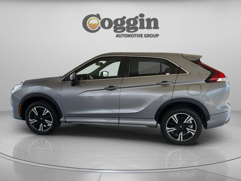 Used 2024 Mitsubishi Eclipse Cross SE AWD/4WD image 2