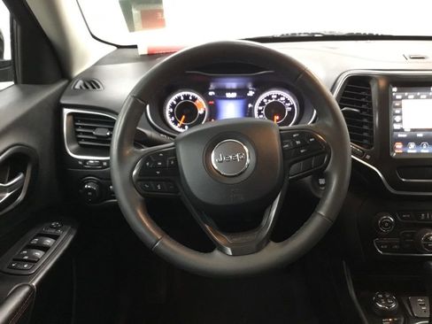 Used 2022 Jeep Cherokee Trailhawk w/ Trailer Tow Group image 37