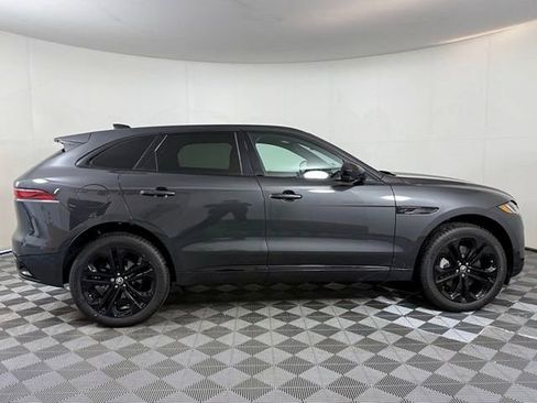 New 2026 Jaguar F-PACE R-Dynamic S image 8