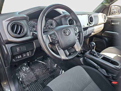 Certified 2021 Toyota Tacoma TRD Sport w/ Technology Package AWD/4WD image 9