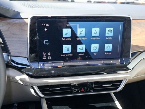 New 2026 Volkswagen Atlas SE image 21