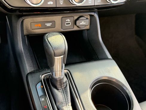 Used 2022 Honda Civic LX image 21