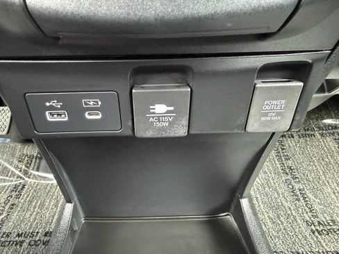 Used 2026 Honda Odyssey Elite image 52