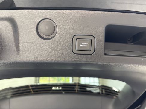 New 2026 Chevrolet Equinox LT w/ Convenience Package II image 41