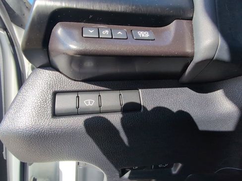 Used 2021 Lexus UX 250h w/ Accessory Package (Z1) image 18