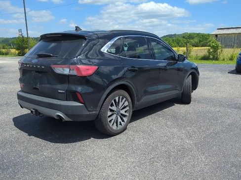 Used 2020 Ford Escape Titanium AWD/4WD image 11