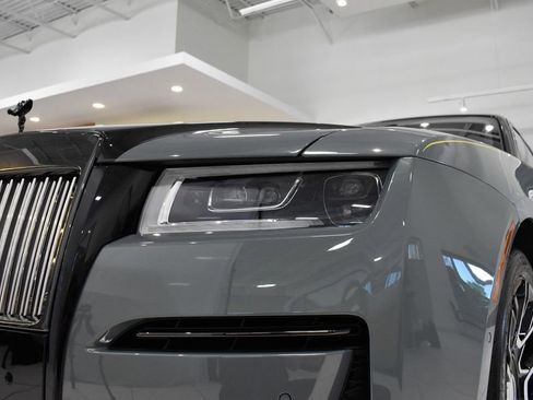 Used 2023 Rolls-Royce Ghost Black Badge w/ Black Badge Ghost Package AWD/4WD image 12