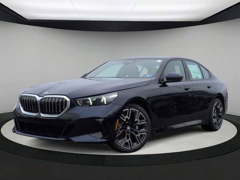 New 2026 BMW 530i xDrive w/ M Sport Package AWD/4WD image 1