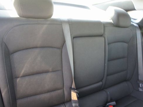 Used 2025 Chevrolet Malibu LT image 30