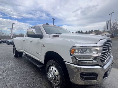 Used 2024 RAM 3500 Laramie image 10