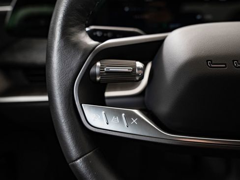 Used 2024 Lucid Air Touring AWD/4WD image 28