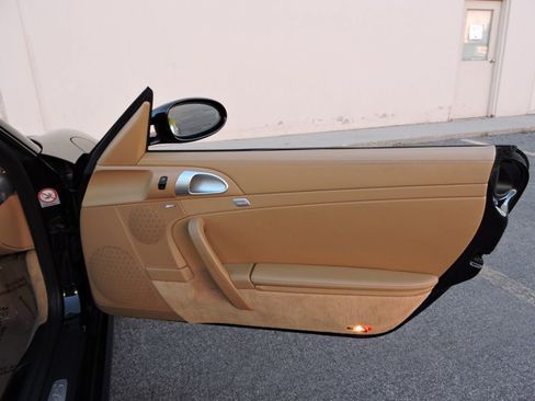 Used 2006 Porsche 911 Carrera 4S image 60
