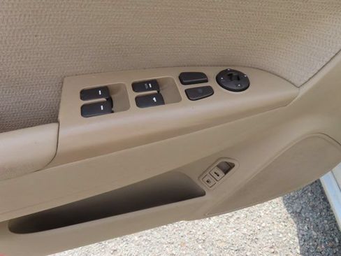 Used 2009 Hyundai Sonata GLS FWD image 15