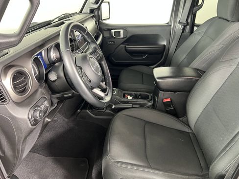Used 2021 Jeep Wrangler Unlimited Sport AWD/4WD image 4