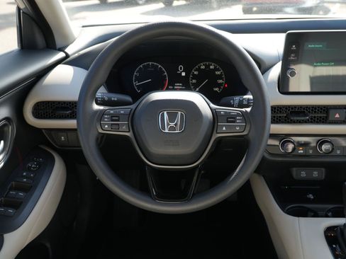 Used 2027 Honda HR-V LX image 20