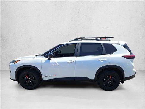 Certified 2025 Nissan Rogue SV AWD/4WD image 8