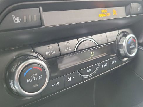 Used 2018 MAZDA CX-9 Touring image 12