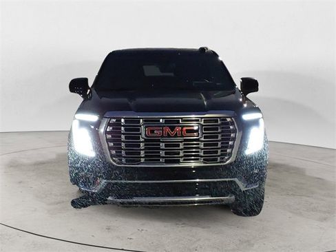 Used 2025 GMC Yukon Denali image 8