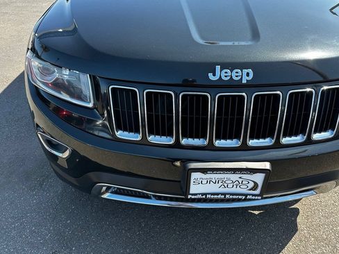 Used 2016 Jeep Grand Cherokee Limited AWD/4WD image 4