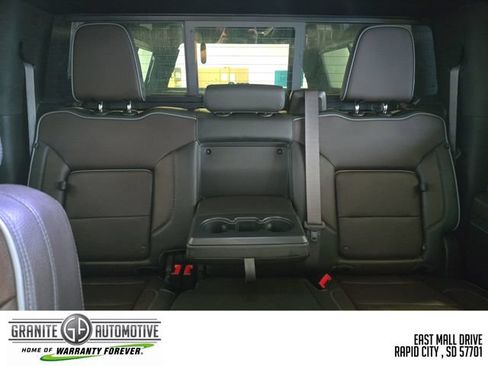 Used 2024 GMC Sierra 1500 Denali w/ Denali Reserve Package AWD/4WD image 40