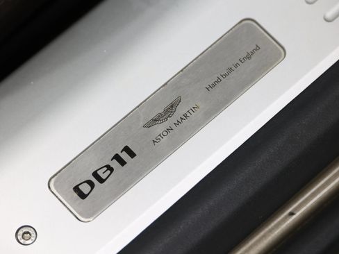 Used 2019 Aston Martin DB11 Volante RWD image 85