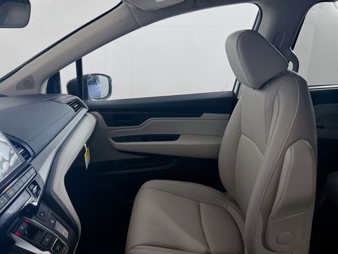 New 2026 Honda Odyssey EX-L image 17