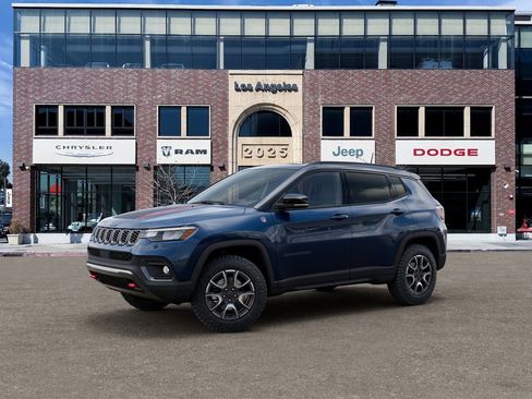 New 2026 Jeep Compass Trailhawk AWD/4WD image 2