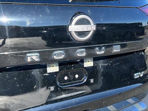 Certified 2022 Nissan Rogue SV image 29