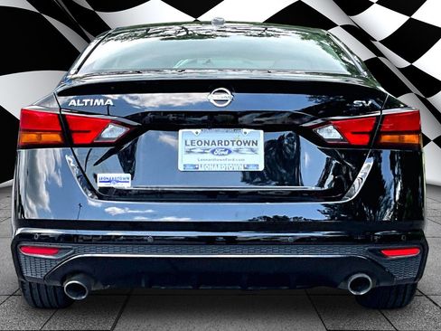 Used 2019 Nissan Altima 2.5 SV FWD image 4