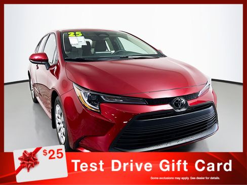 Used 2025 Toyota Corolla LE FWD image 1