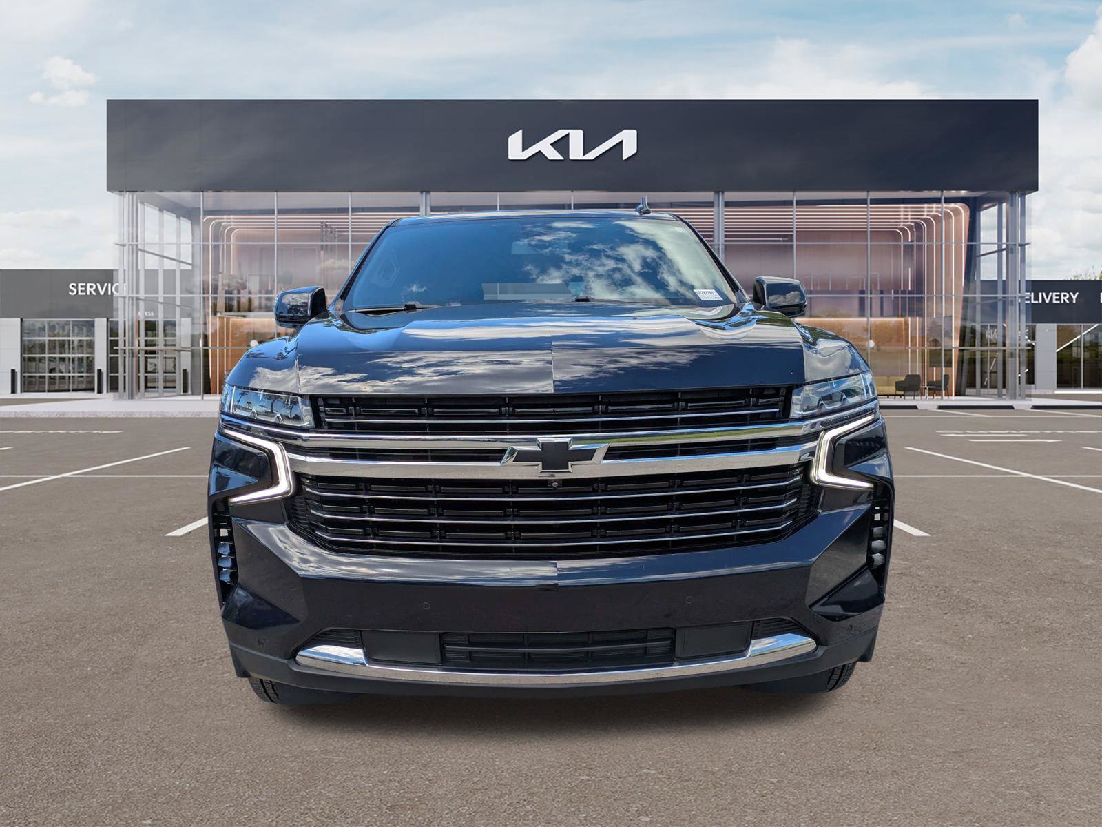 Used 2022 Chevrolet Tahoe LT w/ Luxury Package RWD image 7