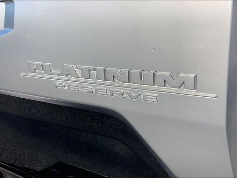 Used 2022 Nissan Titan Platinum Reserve w/ Moonroof Package image 10